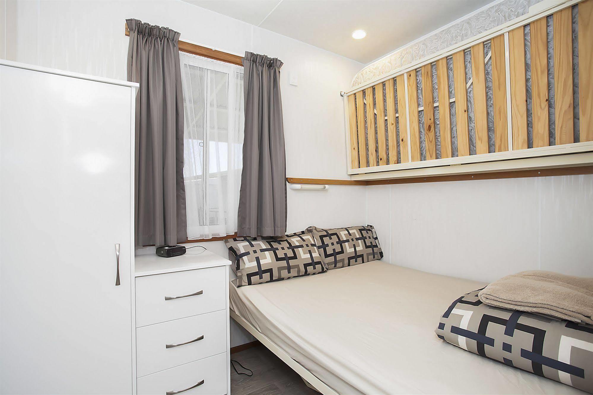 Great Ocean Road Tourist Park Hotel Peterborough Bagian luar foto