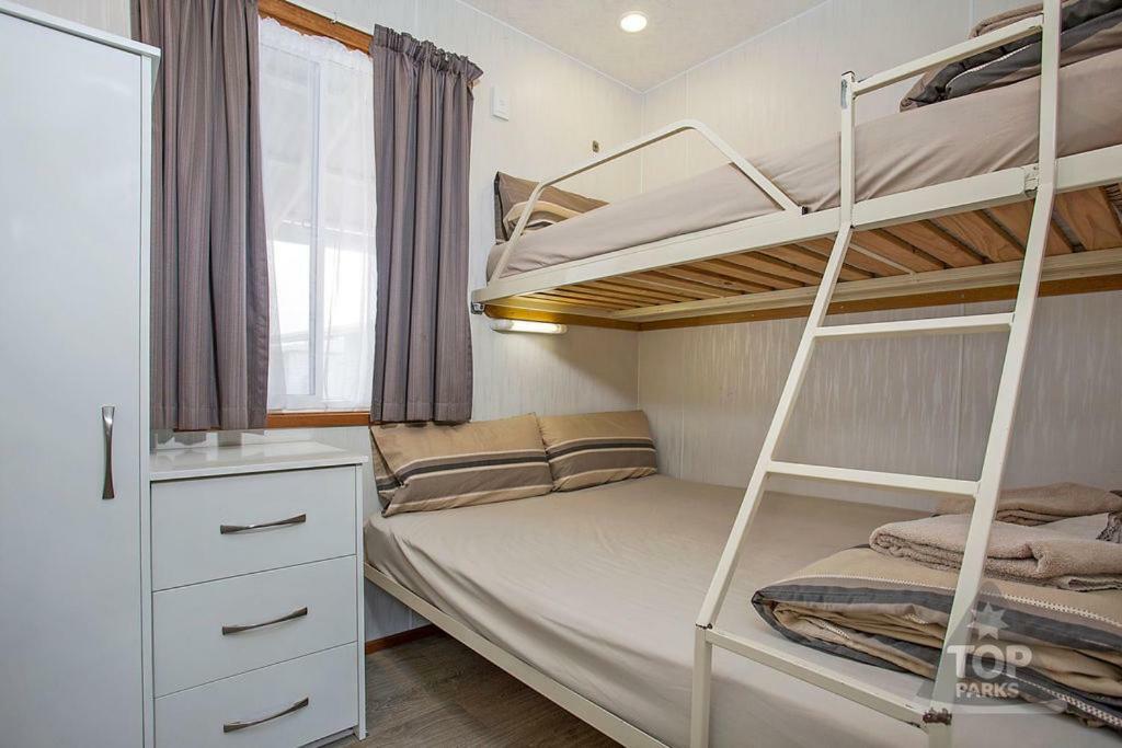 Great Ocean Road Tourist Park Hotel Peterborough Bagian luar foto